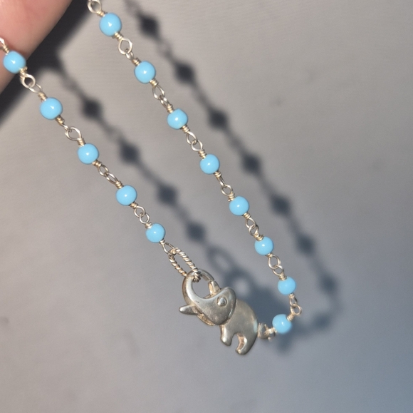 Beautiful faceted Turquoise Silver Necklace Ft. Elephant Clasp. - Picture 5 of 5